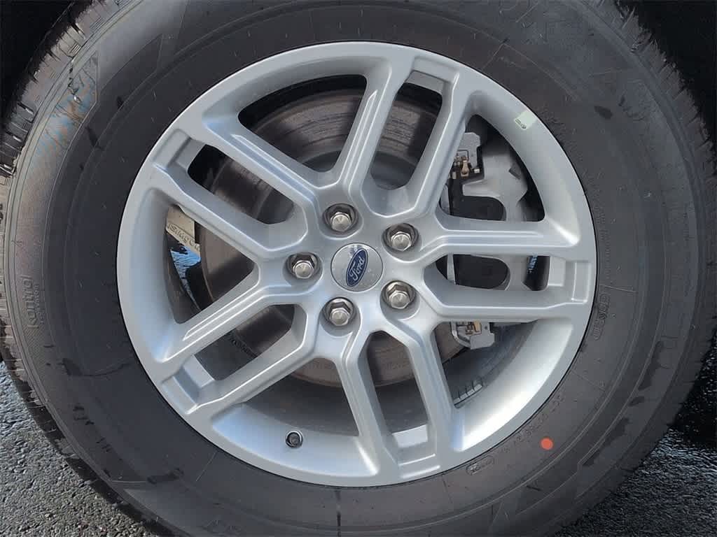 Thumbnail: 2025 Ford Explorer - 14