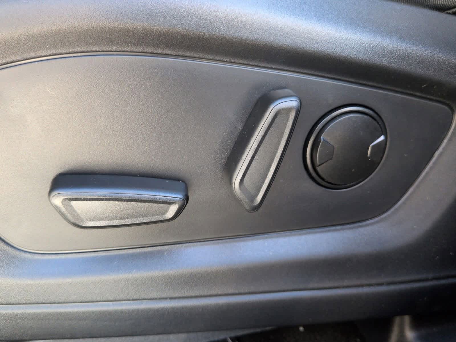 Thumbnail: 2026 Ford Explorer - 18