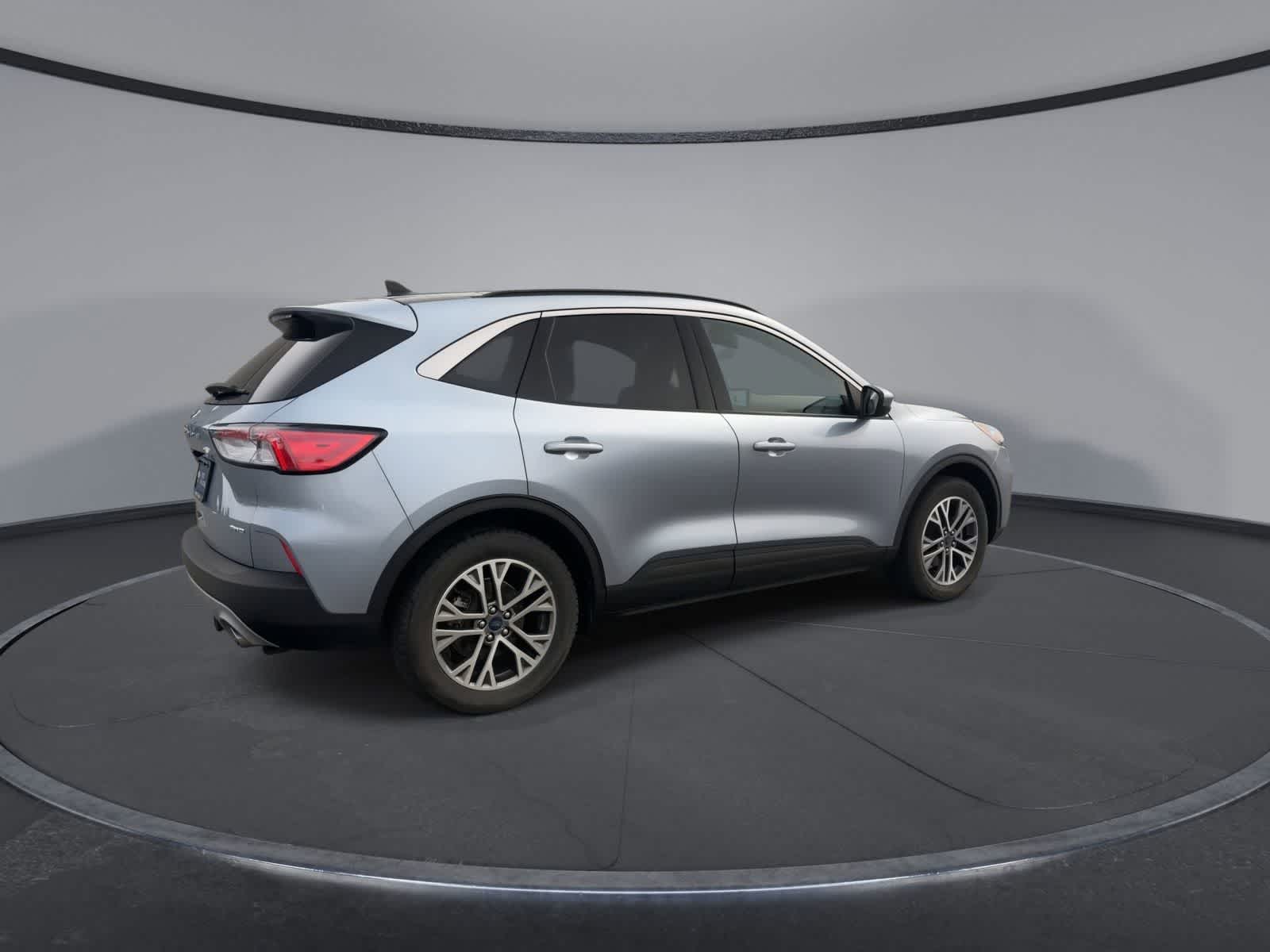 Thumbnail: 2022 Ford Escape - 8