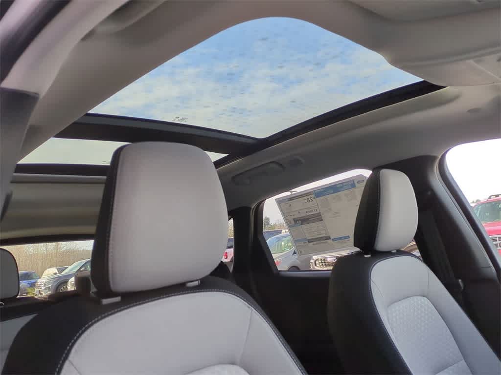 Thumbnail: 2025 Ford Escape - 22