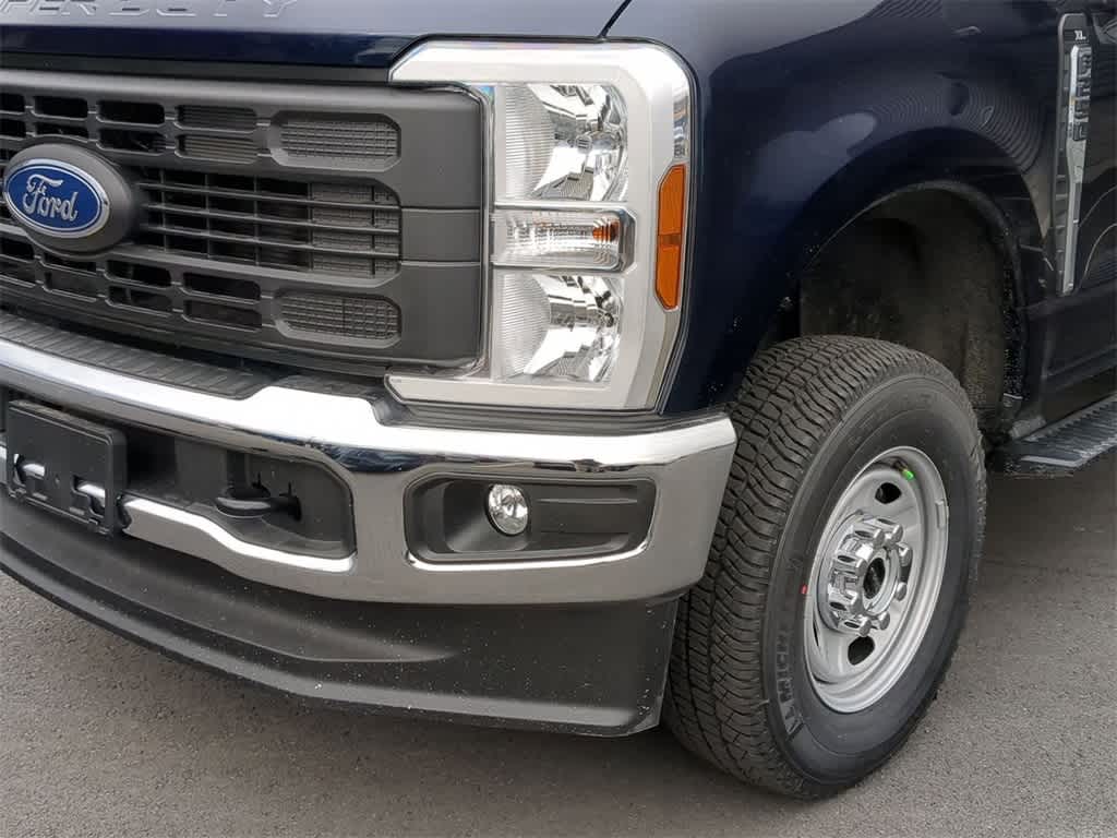 Thumbnail: 2025 Ford F-250 - 11