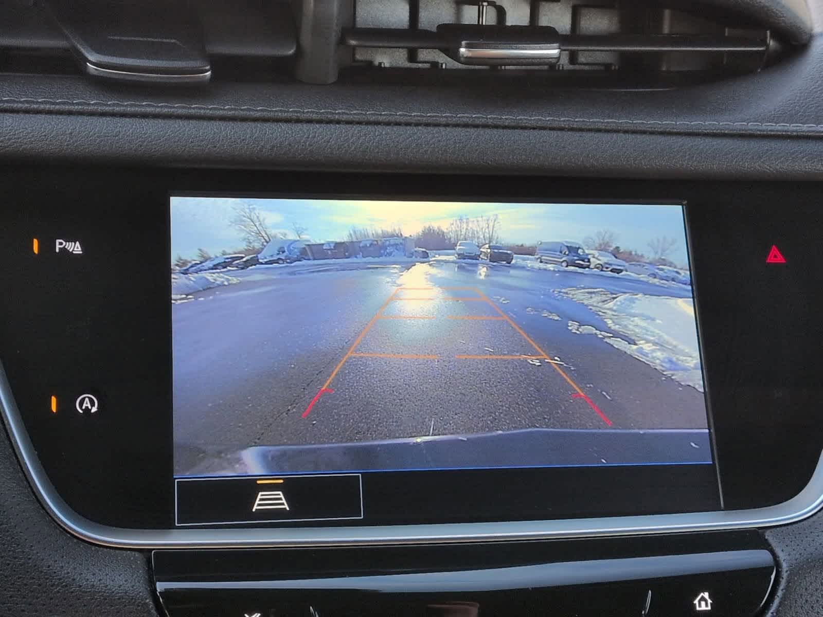 Thumbnail: 2025 Cadillac XT5 - 32