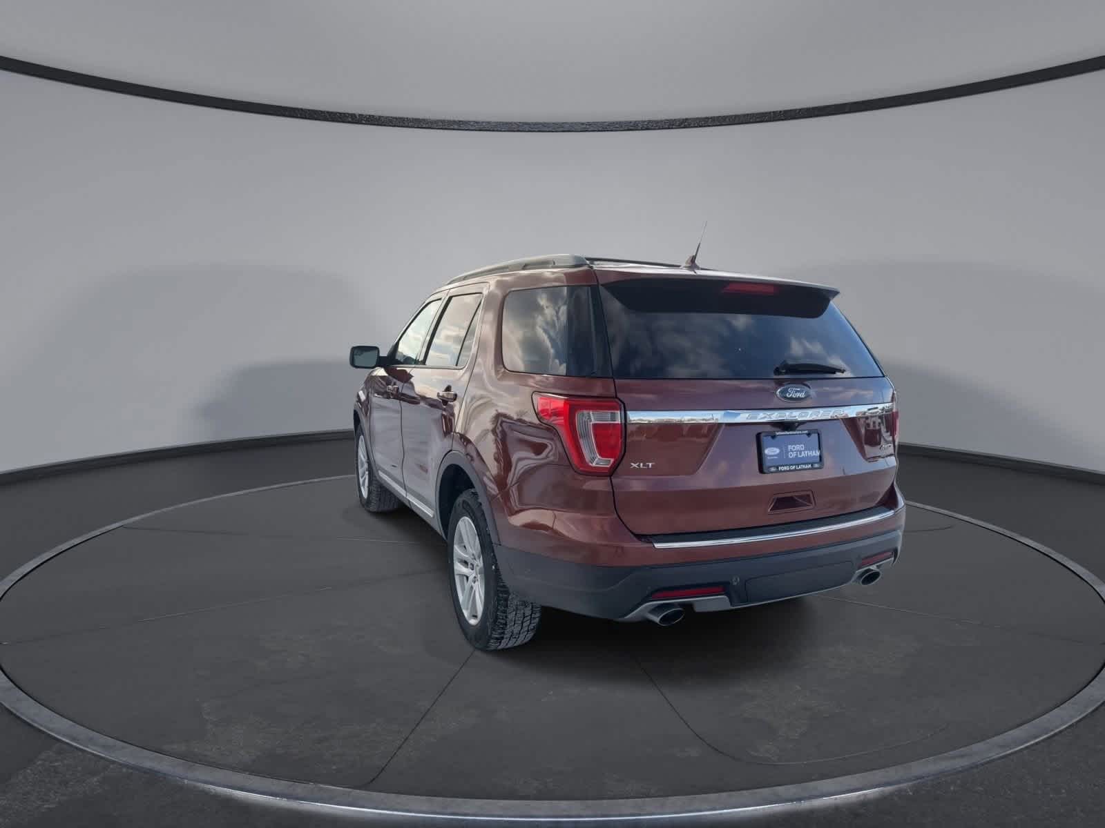 Thumbnail: 2018 Ford Explorer - 6