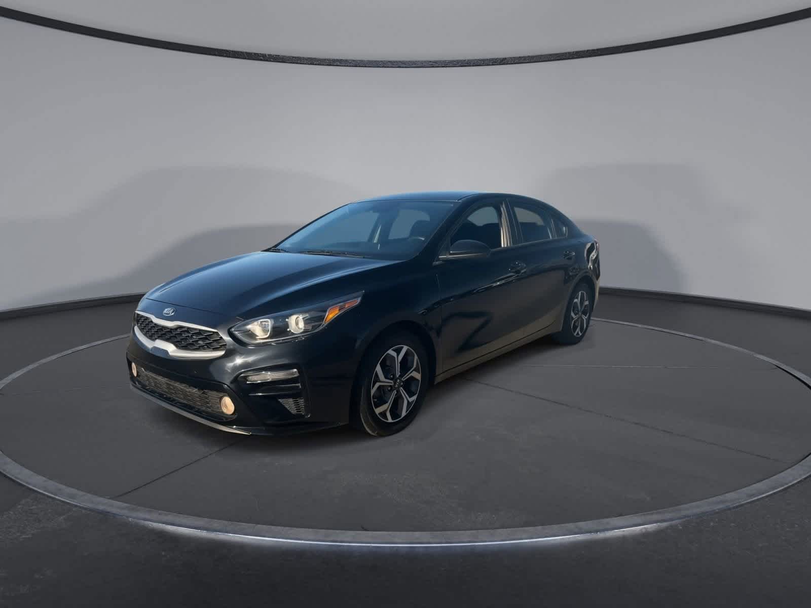 Thumbnail: 2021 Kia Forte - 4