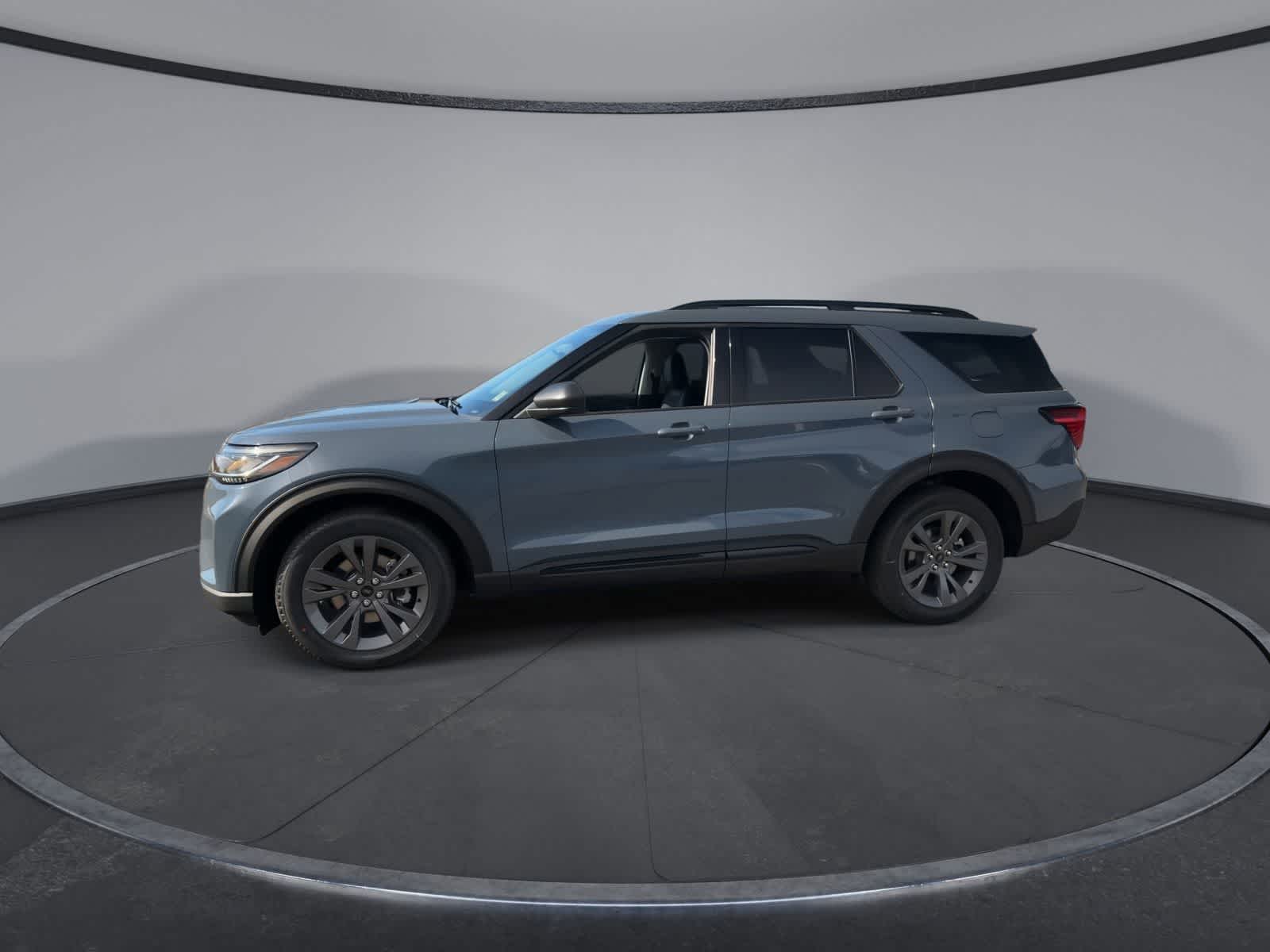 Thumbnail: 2026 Ford Explorer - 5