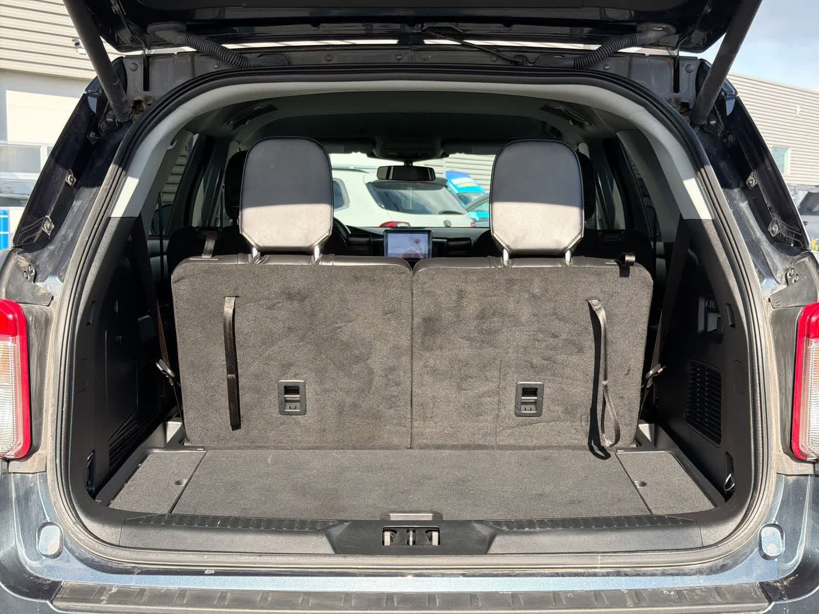 Thumbnail: 2023 Ford Explorer - 34