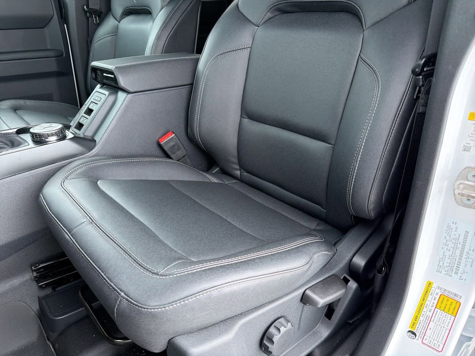 Thumbnail: 2025 Ford Bronco - 17