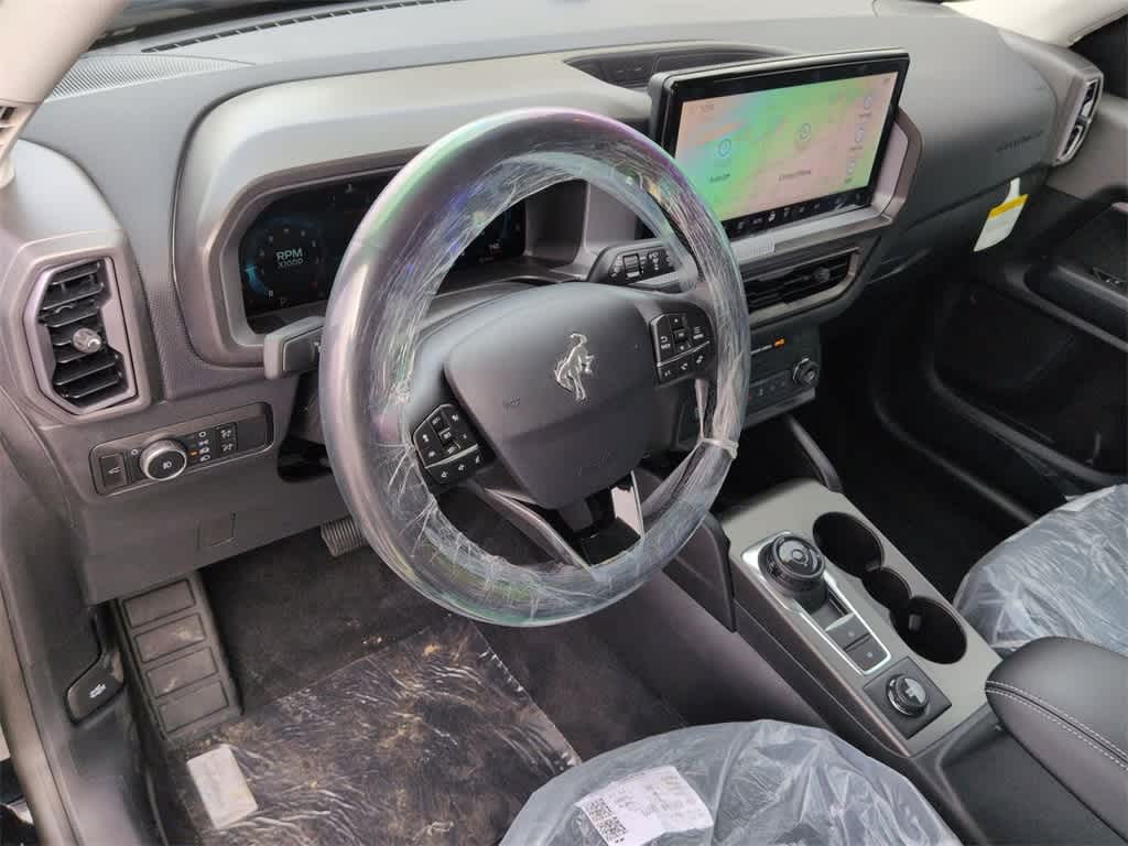 Thumbnail: 2025 Ford Bronco Sport - 10