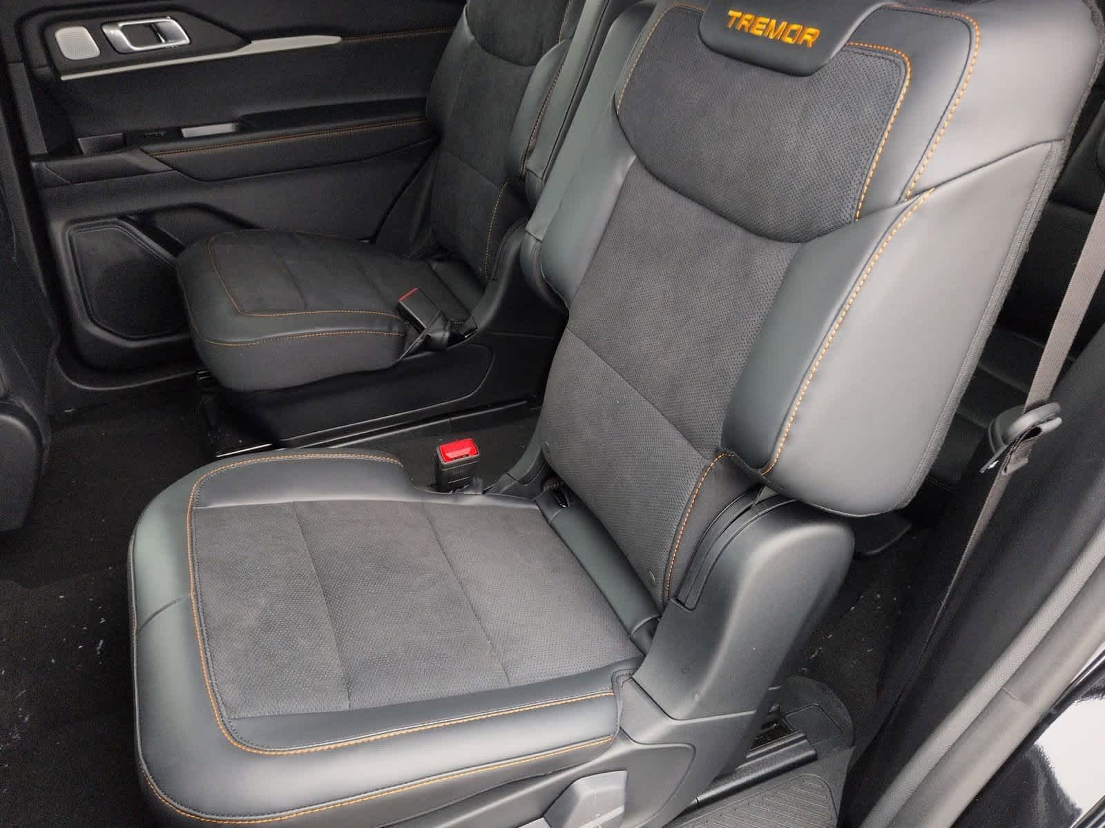 Thumbnail: 2026 Ford Explorer - 21