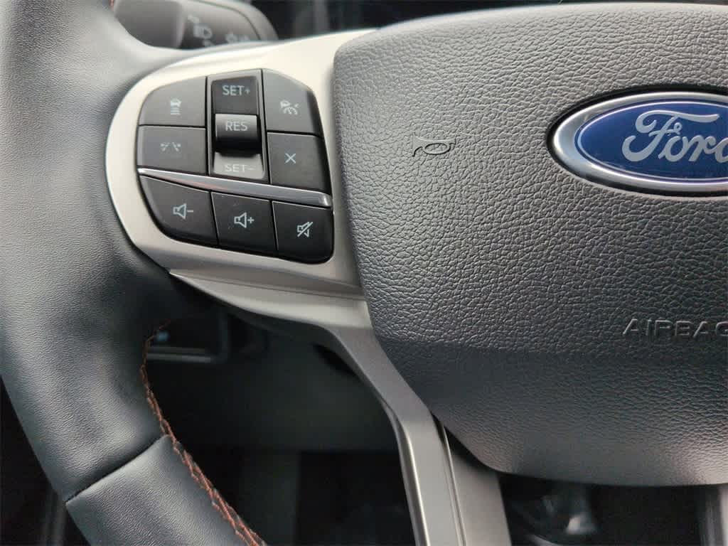 Thumbnail: 2025 Ford Explorer - 24