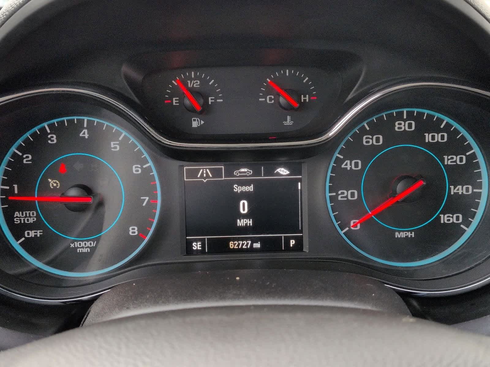 Thumbnail: 2018 Chevrolet Cruze - 33