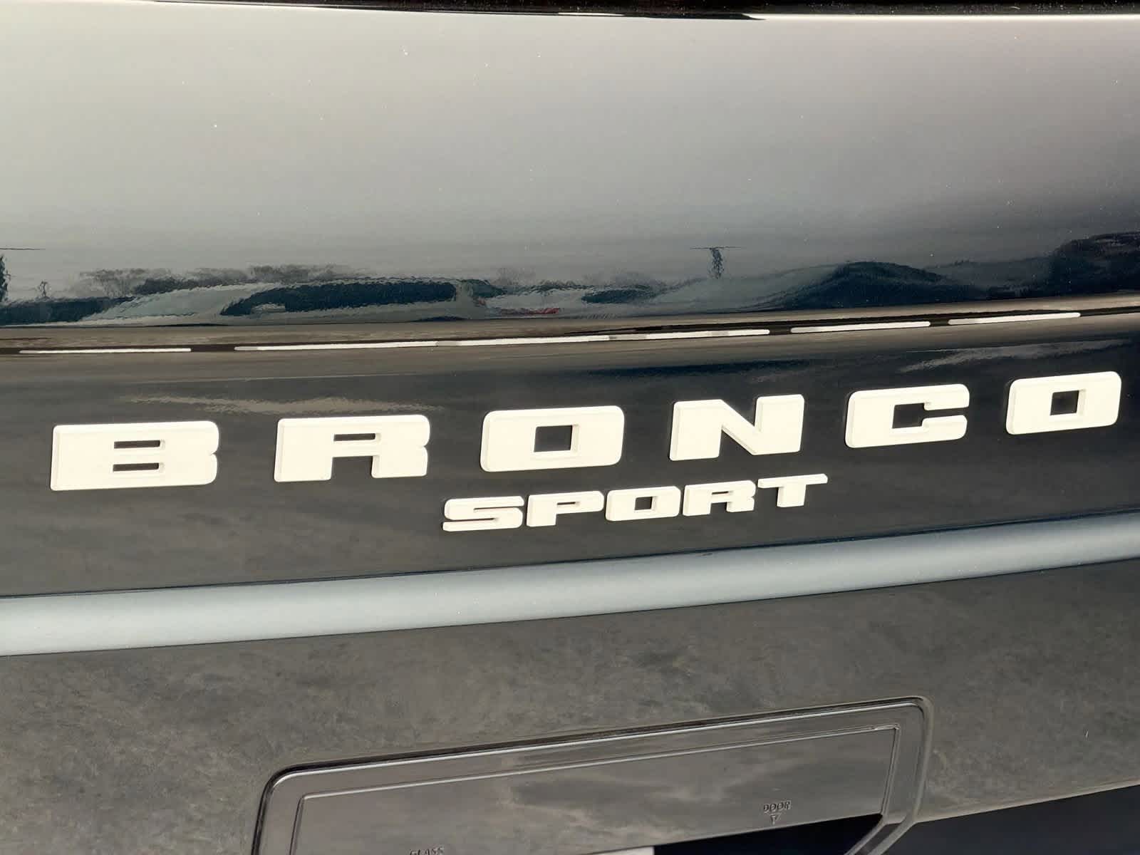 Thumbnail: 2023 Ford Bronco Sport - 13