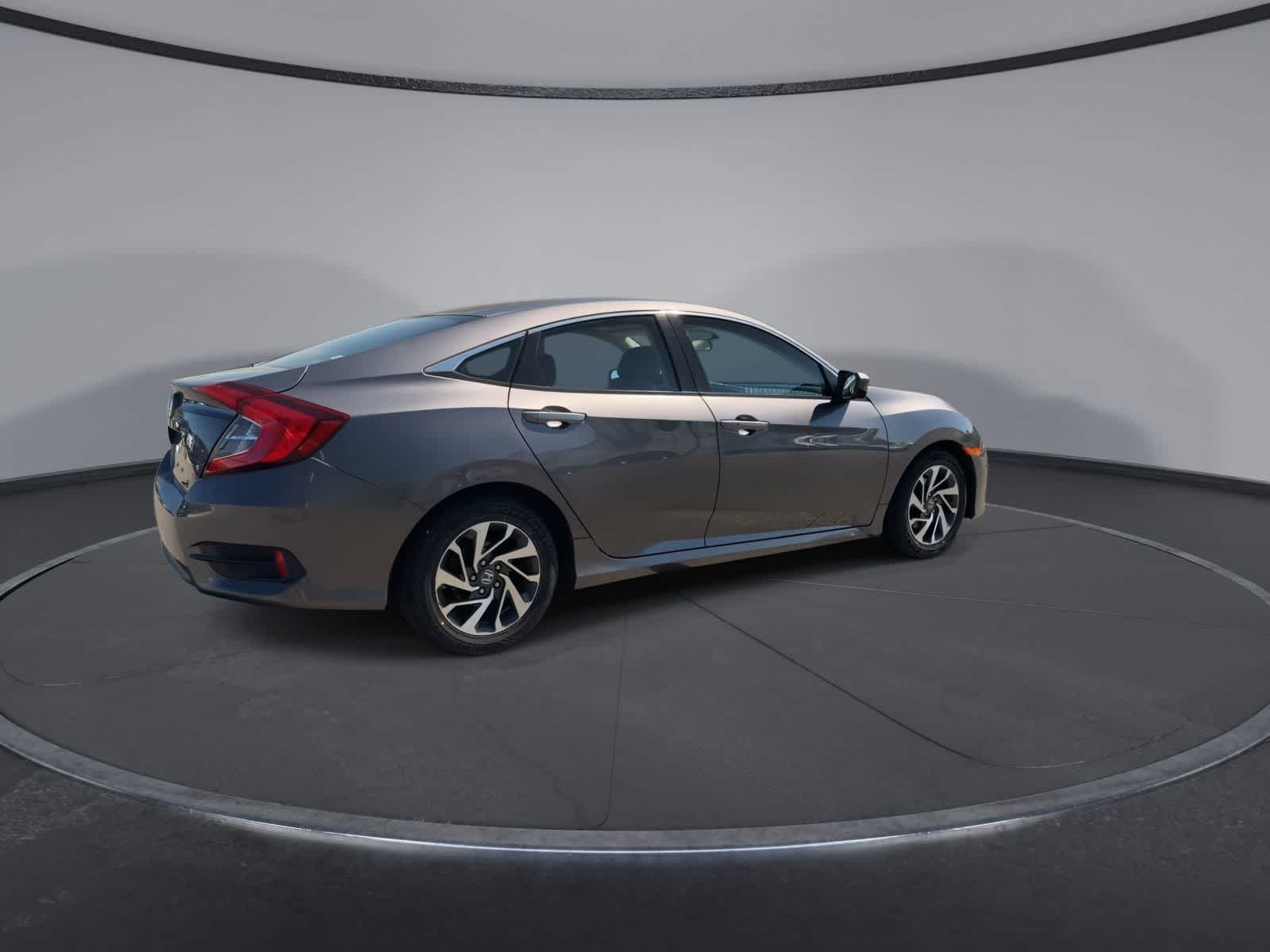 Thumbnail: 2016 Honda Civic - 7