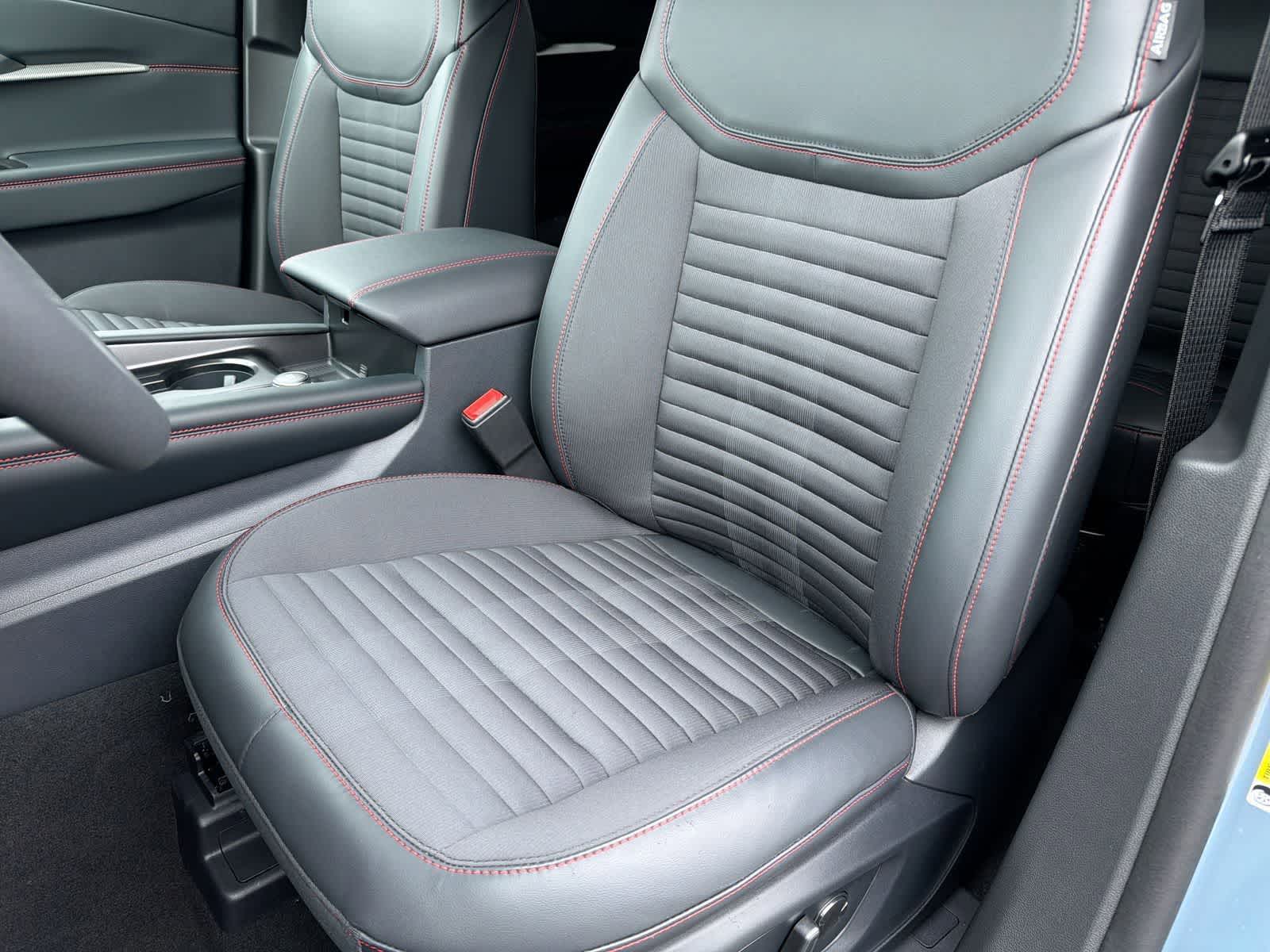 Thumbnail: 2026 Ford Explorer - 17