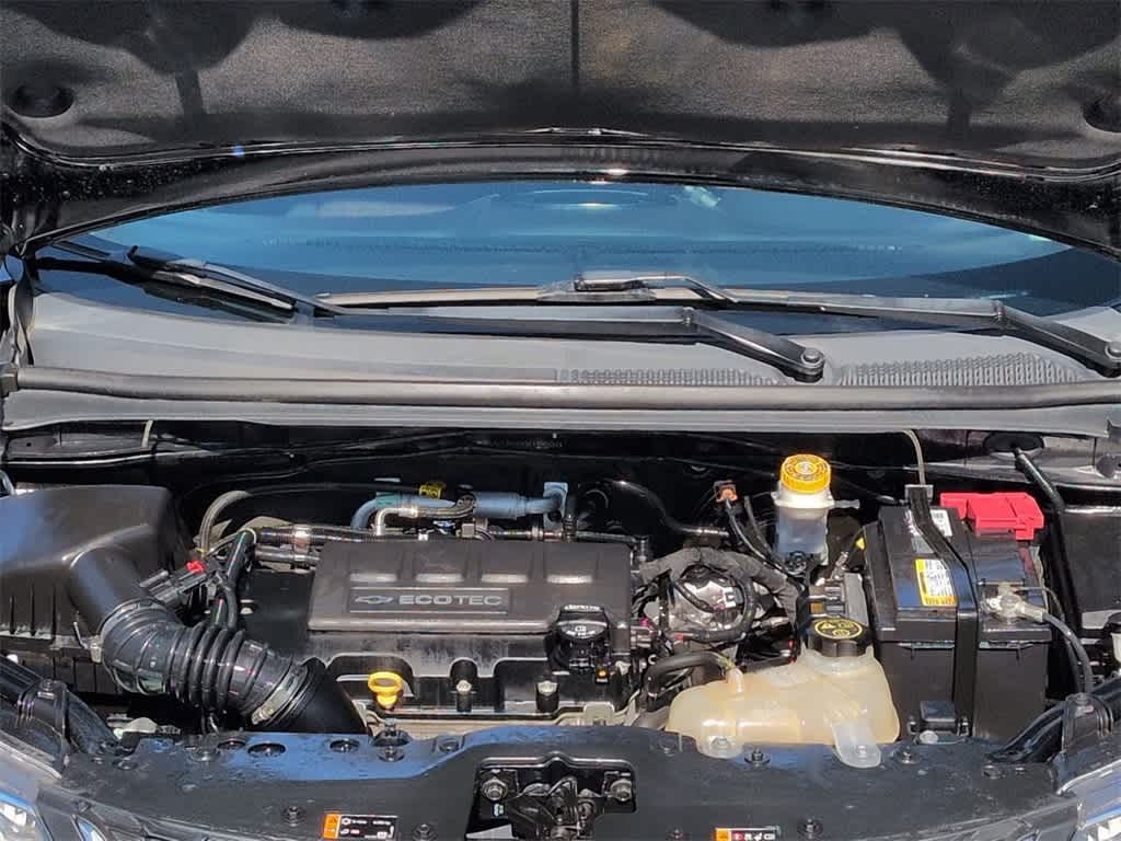 Thumbnail: 2019 Chevrolet Sonic - 15