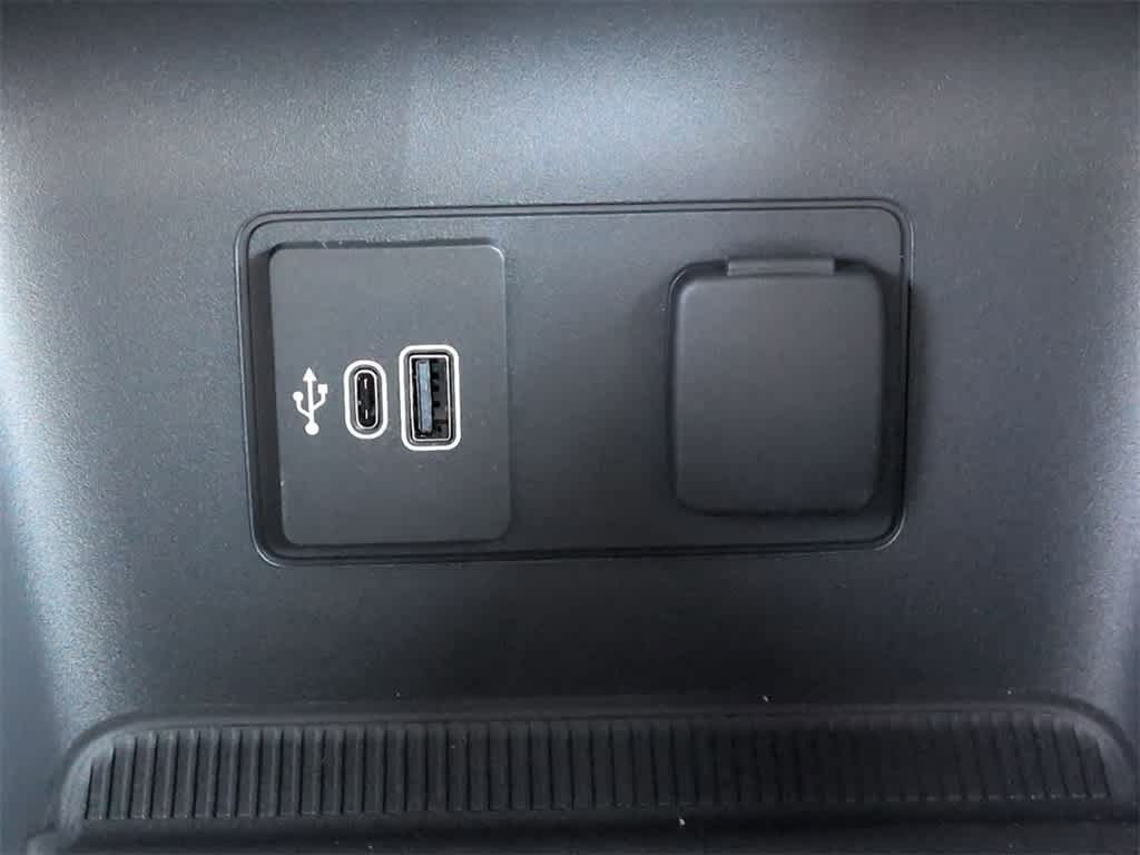 Thumbnail: 2026 Ford Explorer - 32