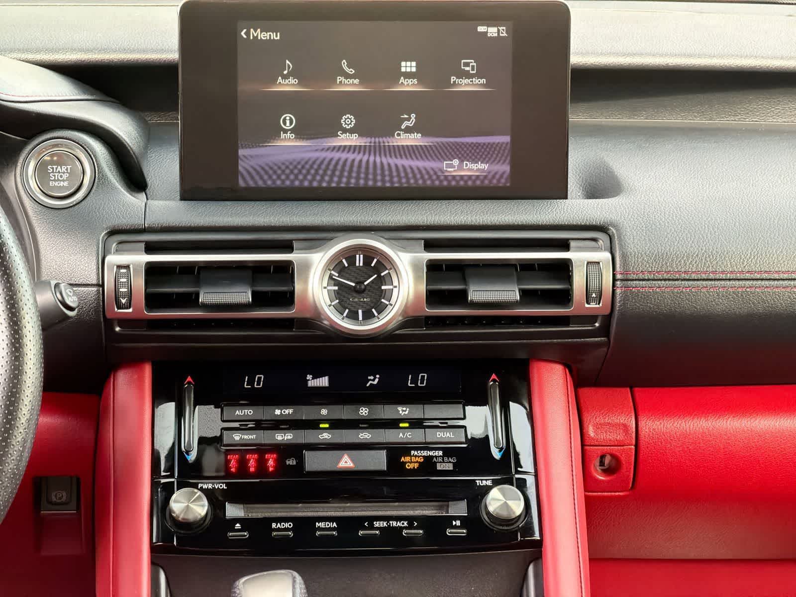 Thumbnail: 2022 Lexus IS - 30