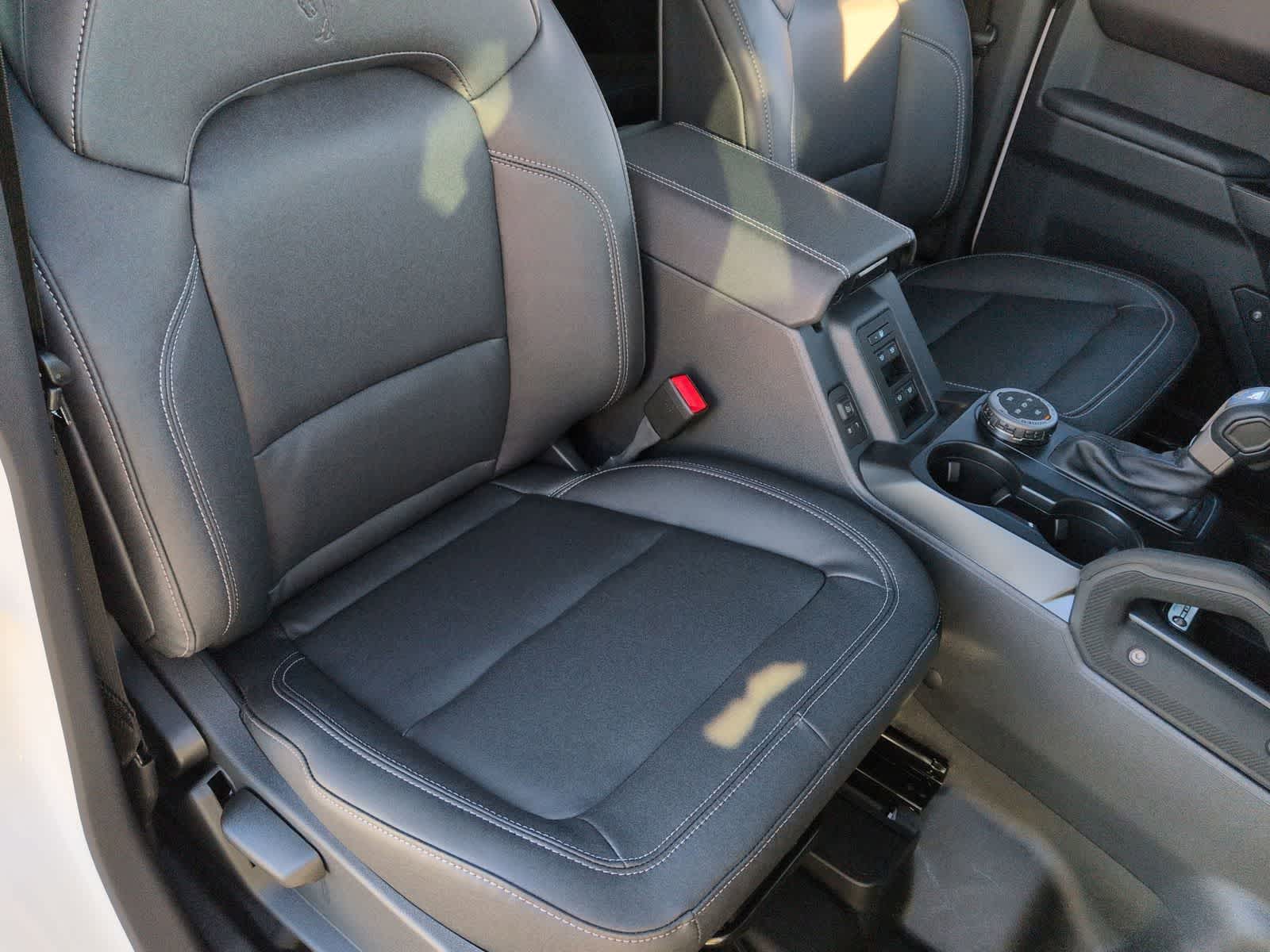 Thumbnail: 2025 Ford Bronco - 24