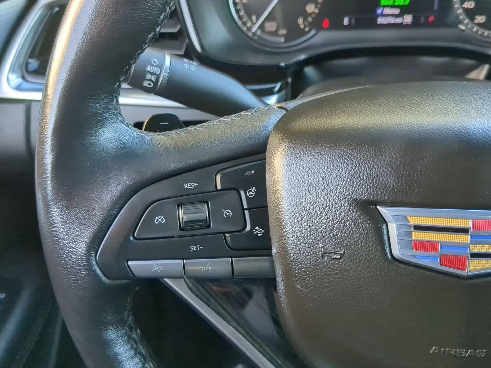 Thumbnail: 2020 Cadillac XT6 - 26