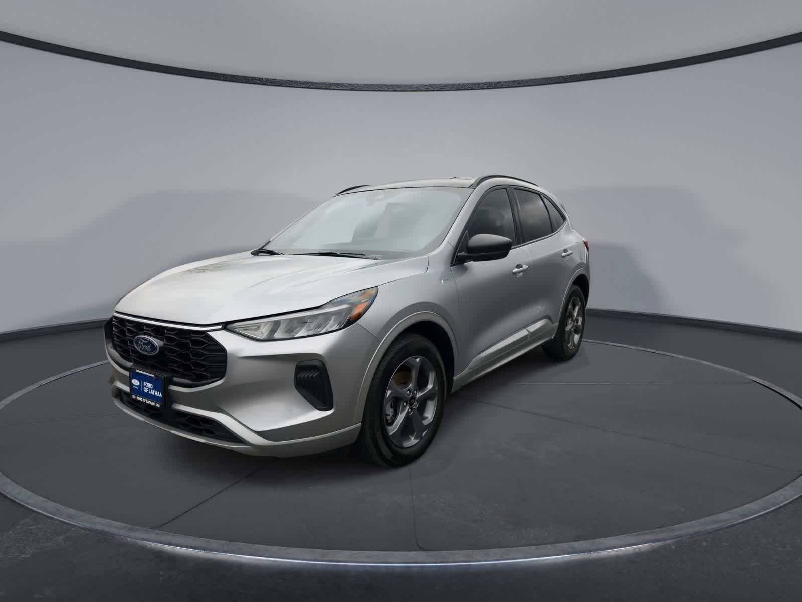 Thumbnail: 2023 Ford Escape - 4