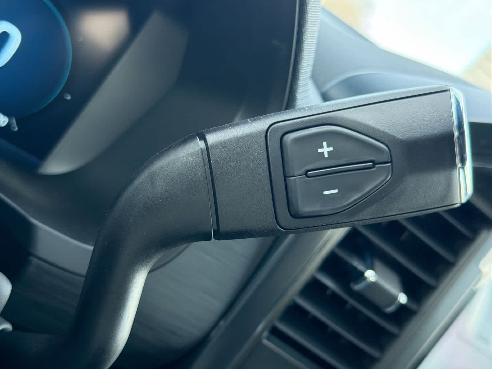 Thumbnail: 2025 Ford F-150 - 32