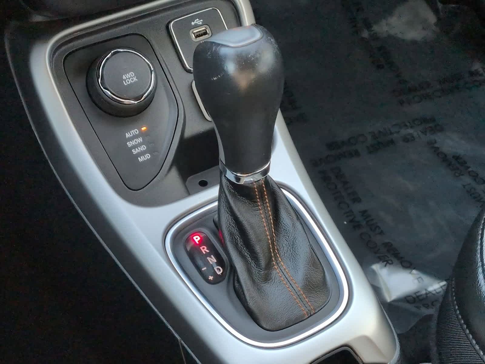 Thumbnail: 2018 Jeep Compass - 32