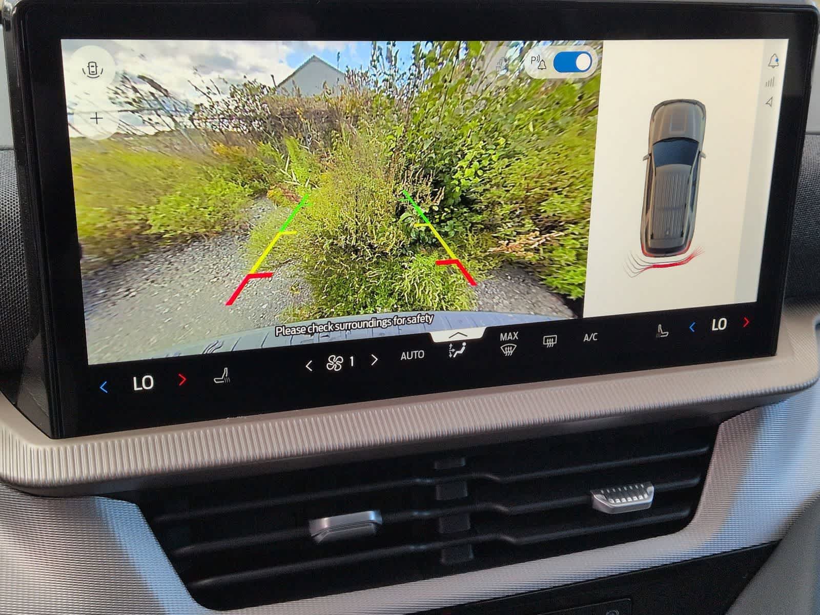 Thumbnail: 2026 Ford Explorer - 30