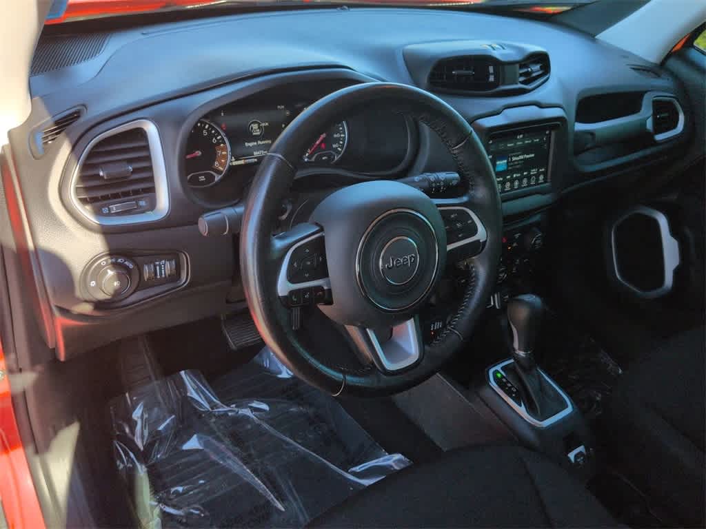 Thumbnail: 2021 Jeep Renegade - 10
