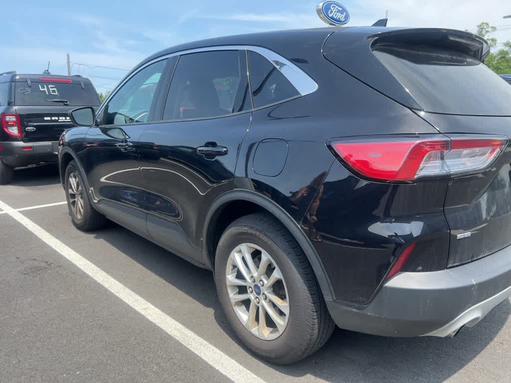 Thumbnail: 2022 Ford Escape - 4