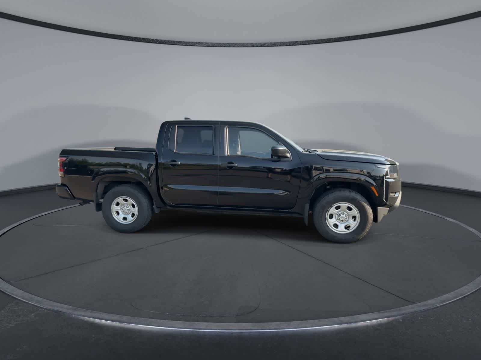 Thumbnail: 2022 Nissan Frontier - 9