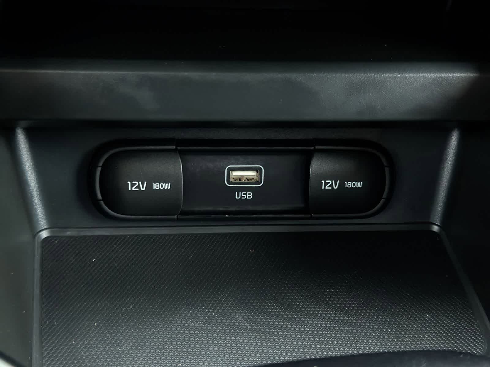 Thumbnail: 2023 Kia Soul - 31