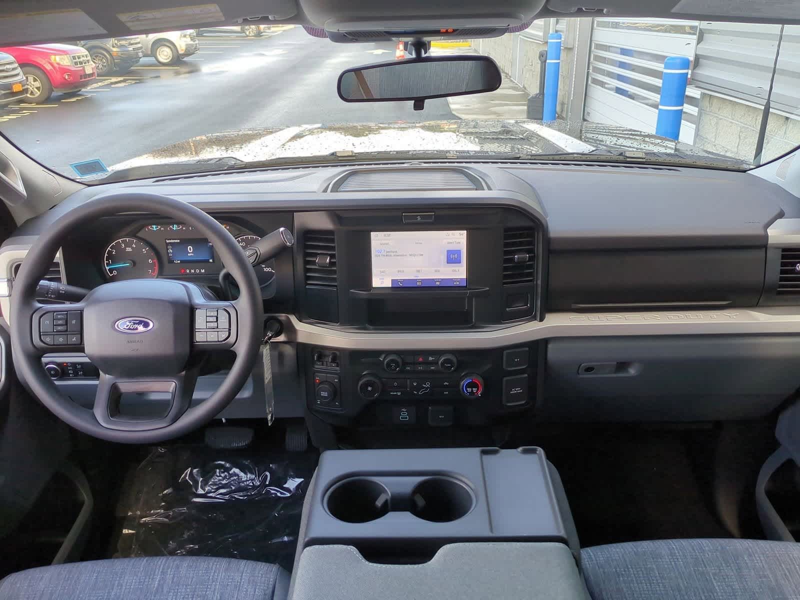 Thumbnail: 2025 Ford F-350 - 16