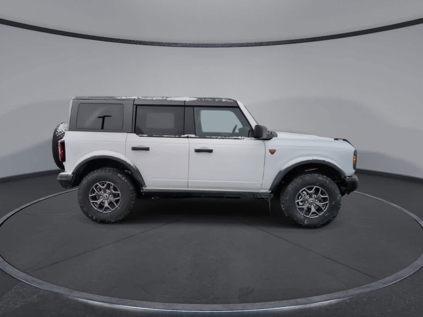 Thumbnail: 2025 Ford Bronco - 9