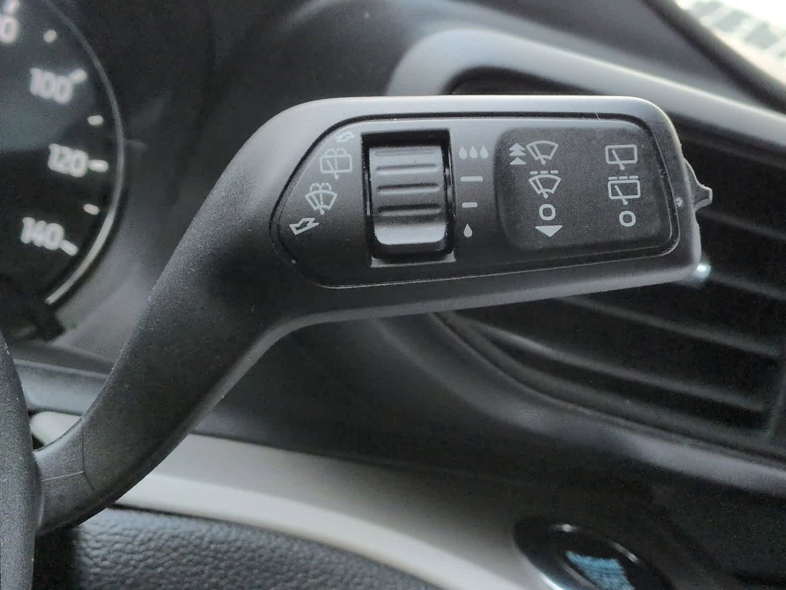 Thumbnail: 2022 Ford Explorer - 26