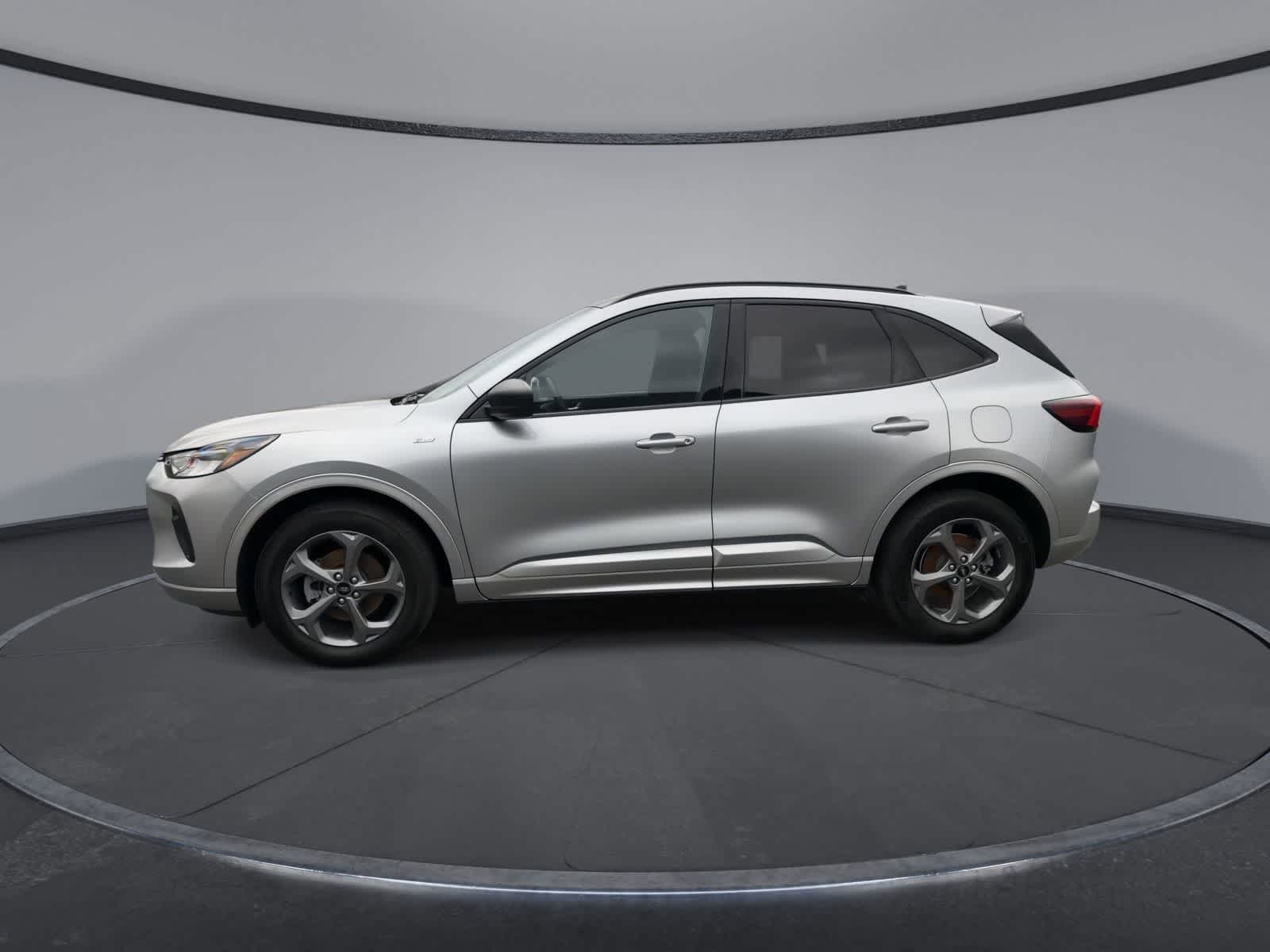 Thumbnail: 2023 Ford Escape - 5