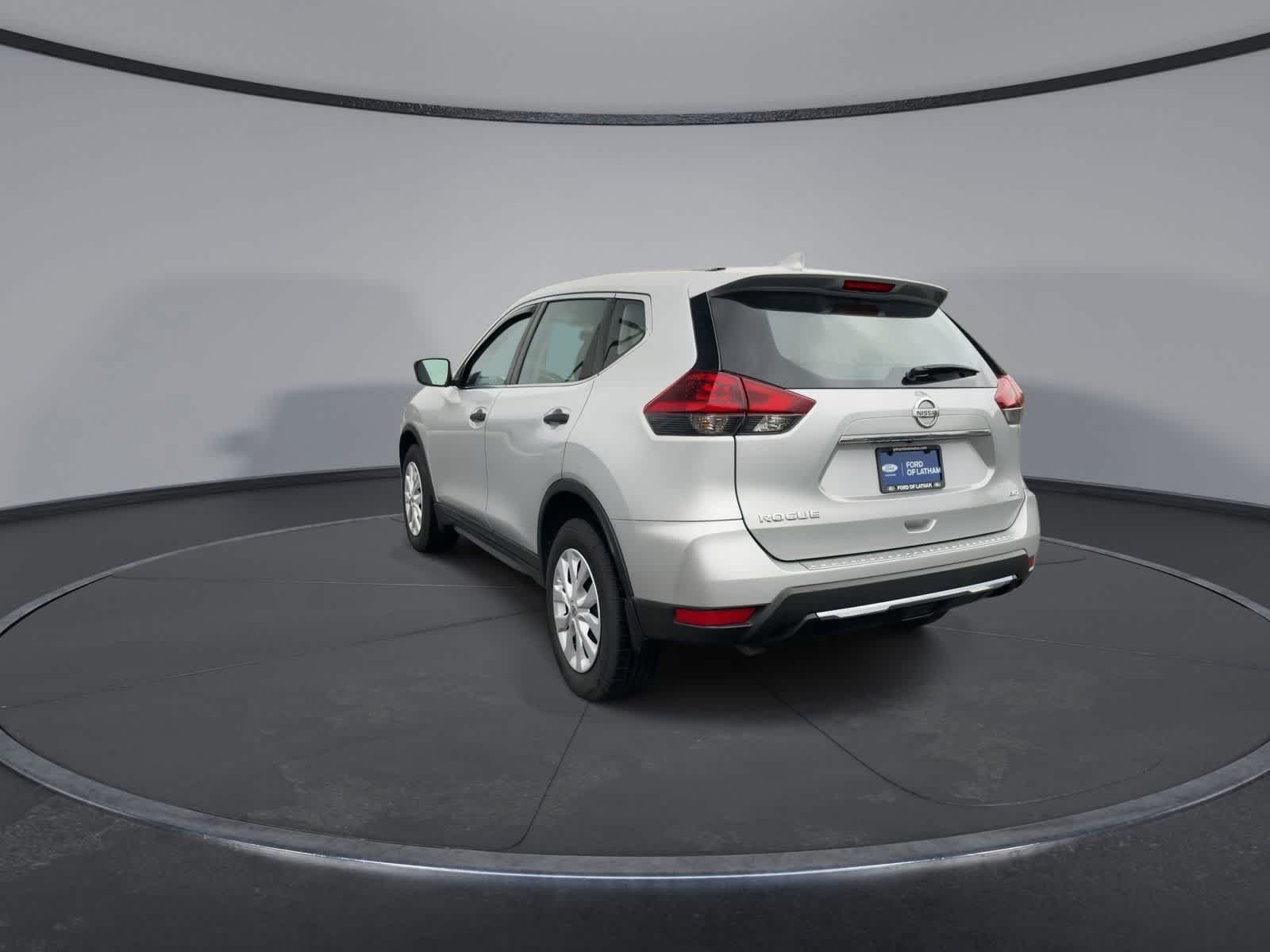Thumbnail: 2019 Nissan Rogue - 6