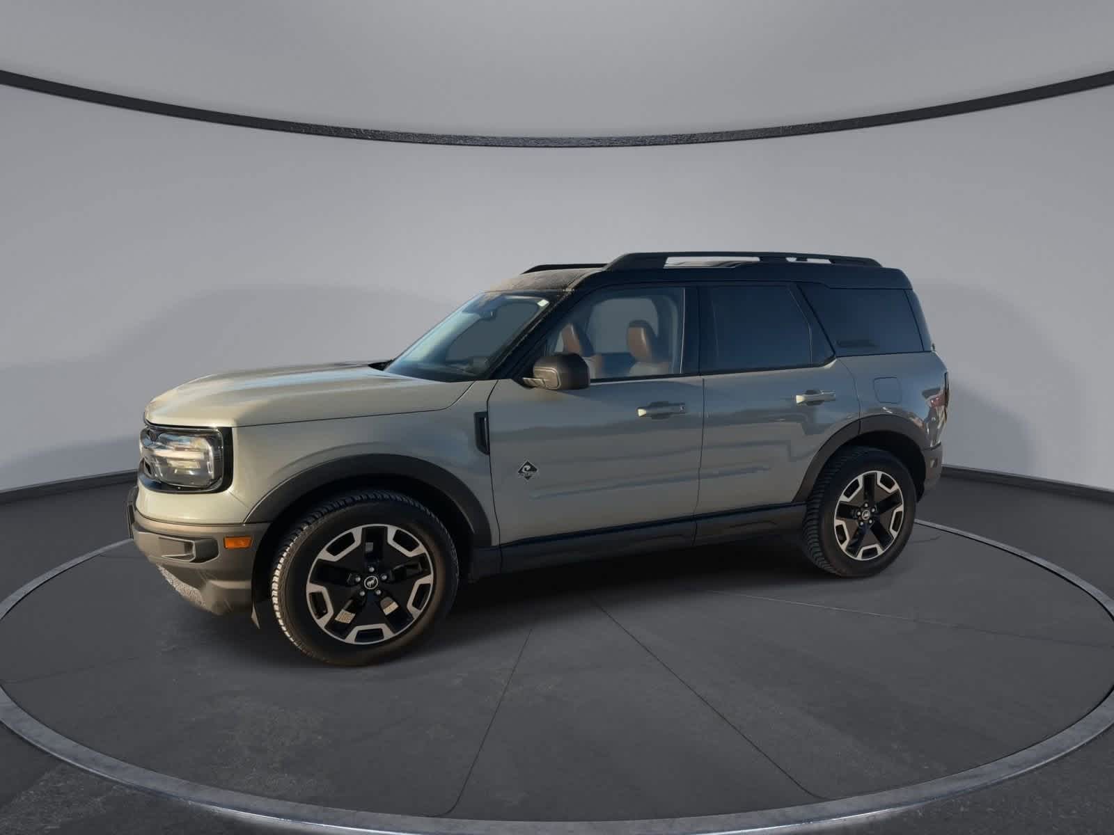 Thumbnail: 2021 Ford Bronco Sport - 4