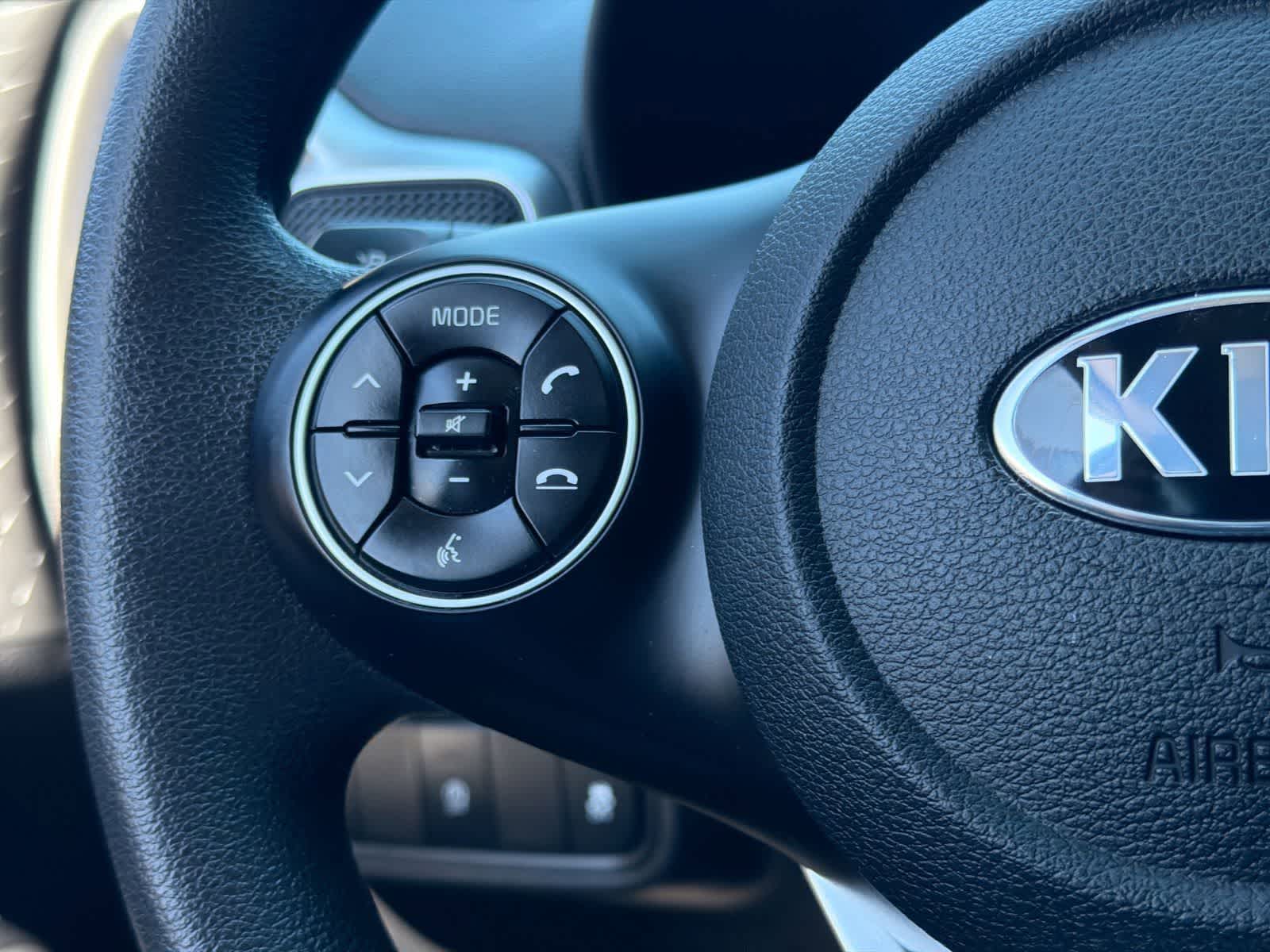 Thumbnail: 2020 Kia Soul - 25
