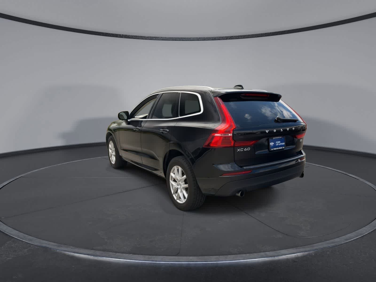 Thumbnail: 2021 Volvo XC60 - 6