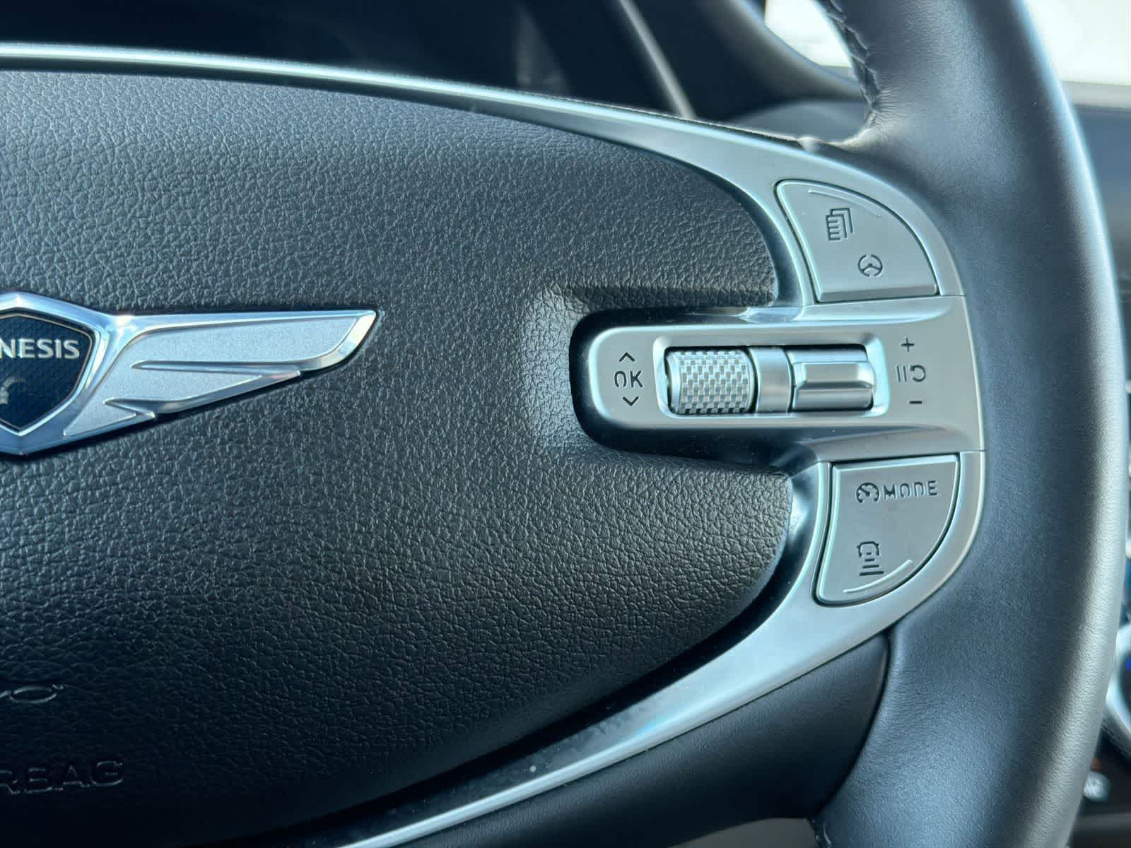 Thumbnail: 2021 Genesis GV80 - 26