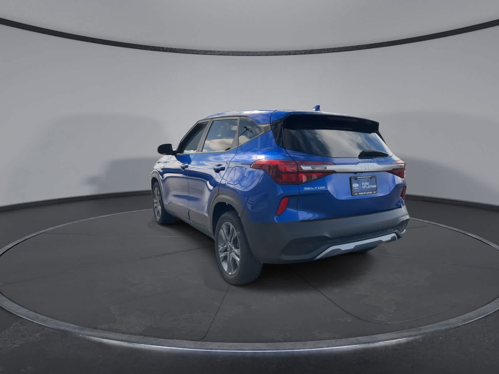 Thumbnail: 2022 Kia Seltos - 6