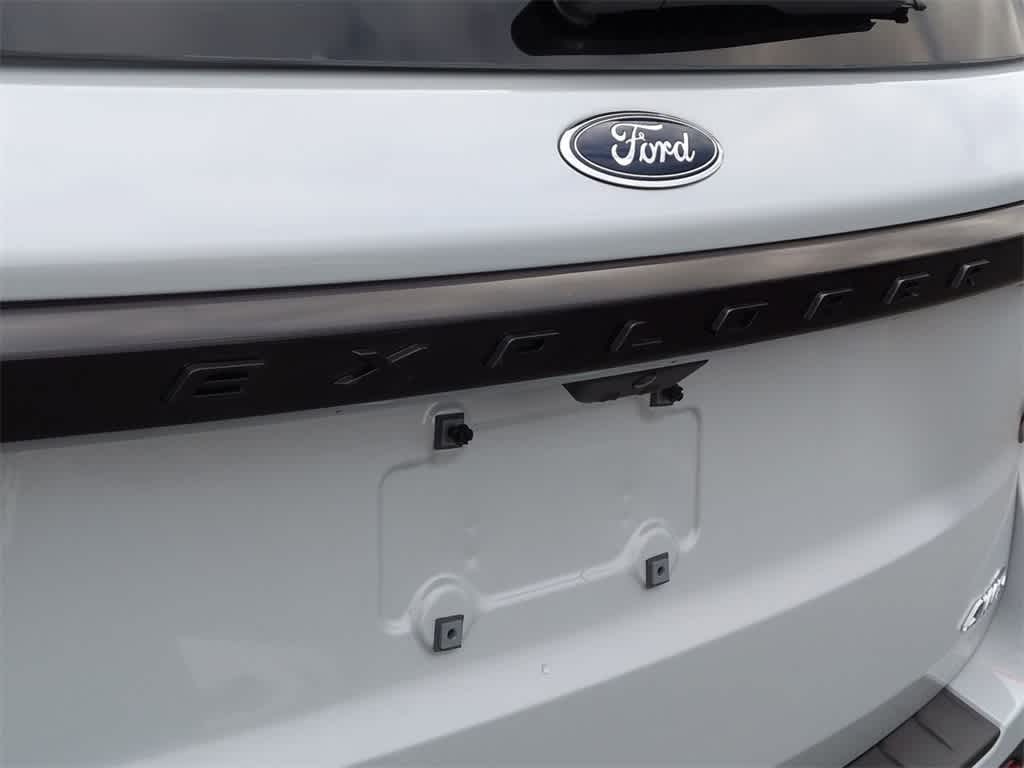 Thumbnail: 2026 Ford Explorer - 13