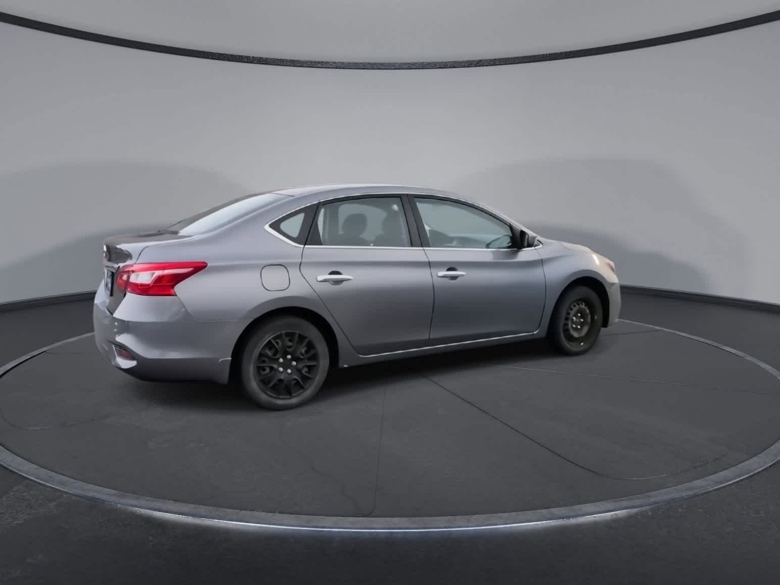 Thumbnail: 2019 Nissan Sentra - 8