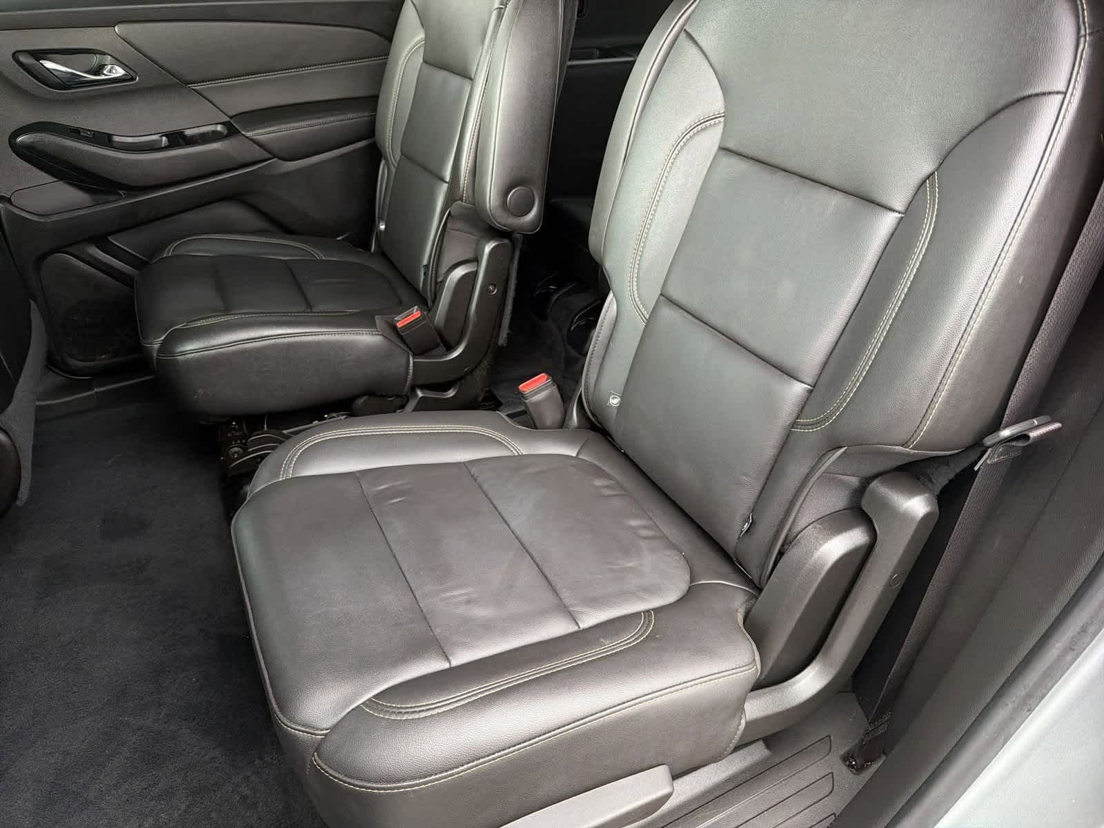 Thumbnail: 2023 Chevrolet Traverse - 20