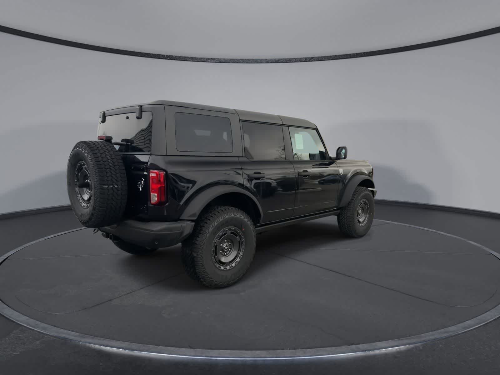 Thumbnail: 2025 Ford Bronco - 8