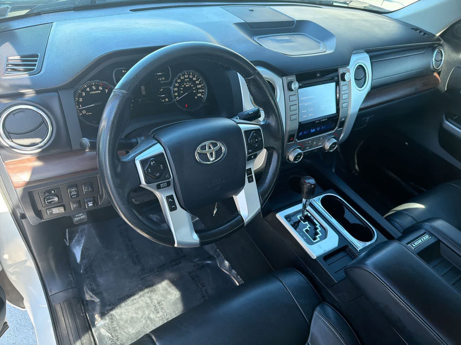 Thumbnail: 2019 Toyota Tundra - 10