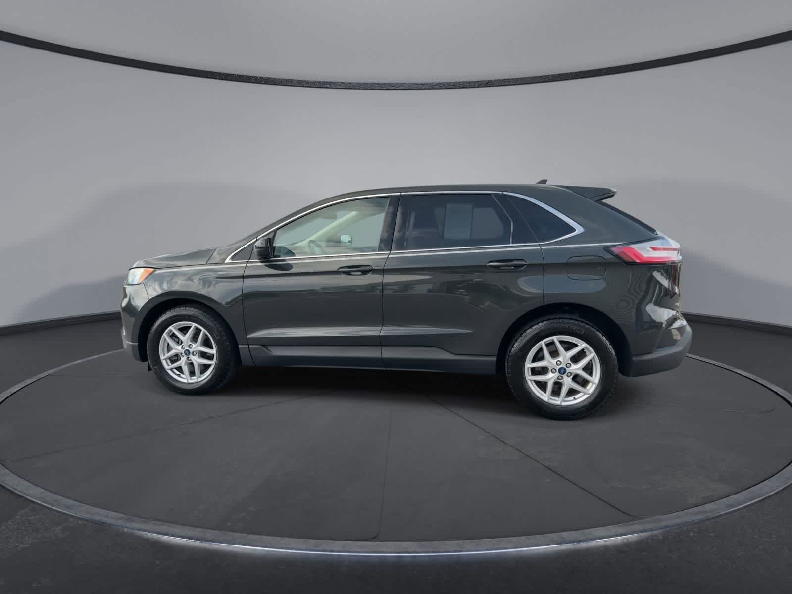 Thumbnail: 2022 Ford Edge - 5