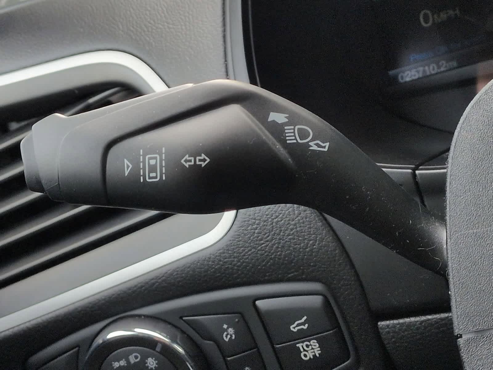 Thumbnail: 2022 Ford Edge - 29