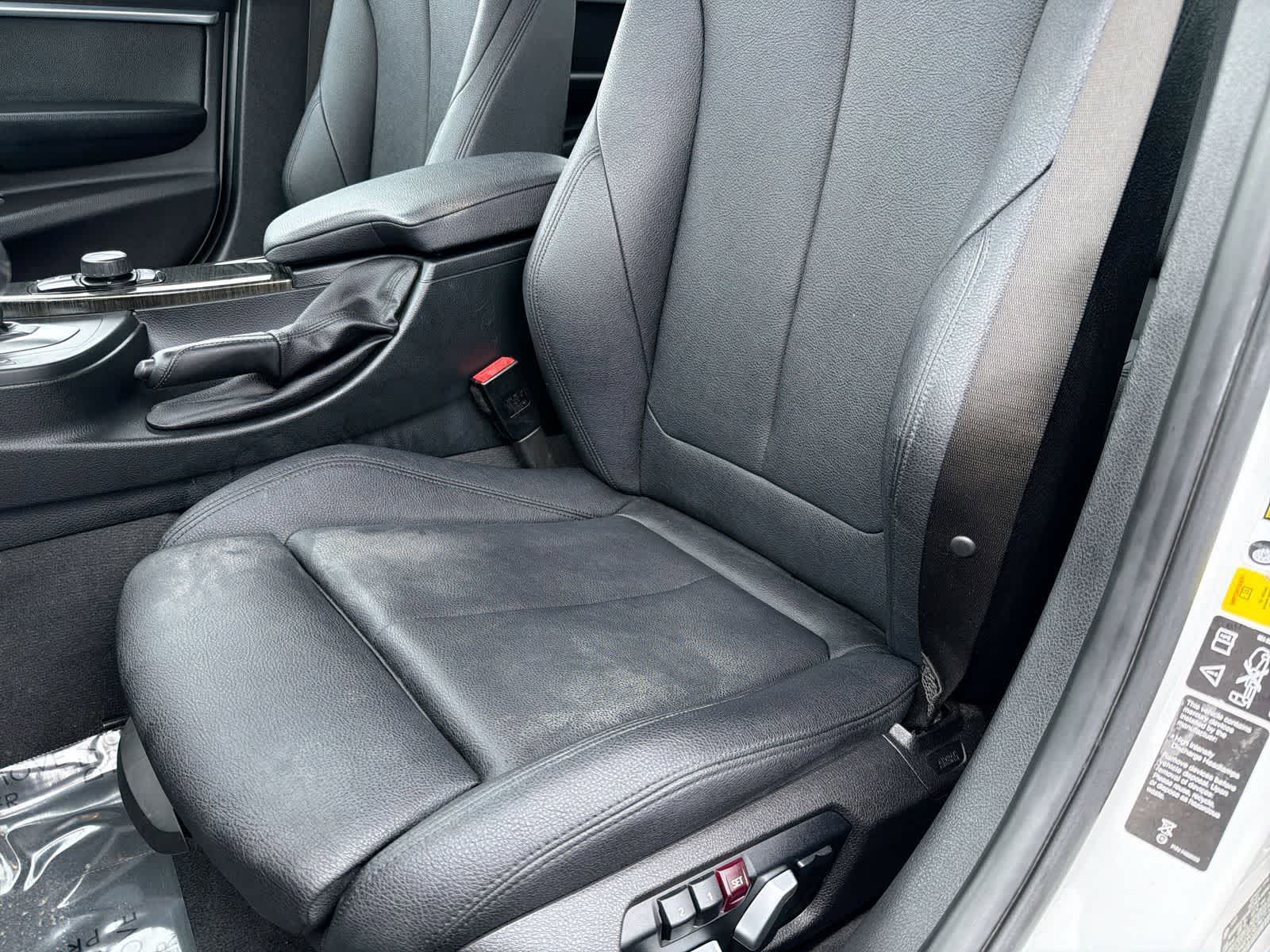 Thumbnail: 2018 BMW 3 Series - 17