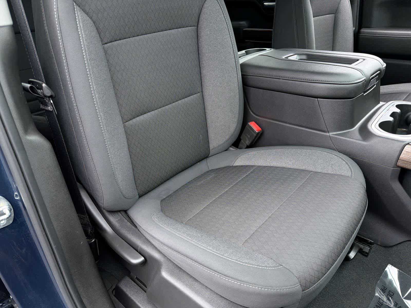 Thumbnail: 2021 Chevrolet Silverado 1500 - 22